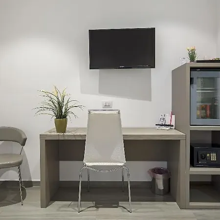 布鲁曼萨勒诺酒店 萨莱诺