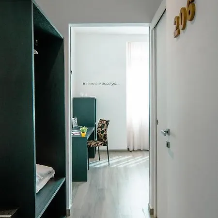 Bruman 3* Σαλέρνο