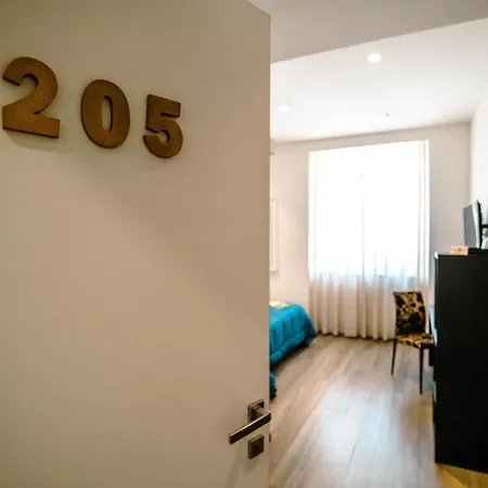 布鲁曼萨勒诺酒店 酒店