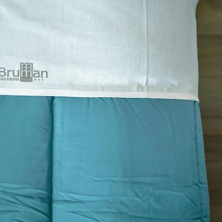 布鲁曼萨勒诺酒店 3* 萨莱诺