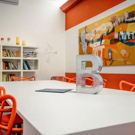 布鲁曼萨勒诺酒店